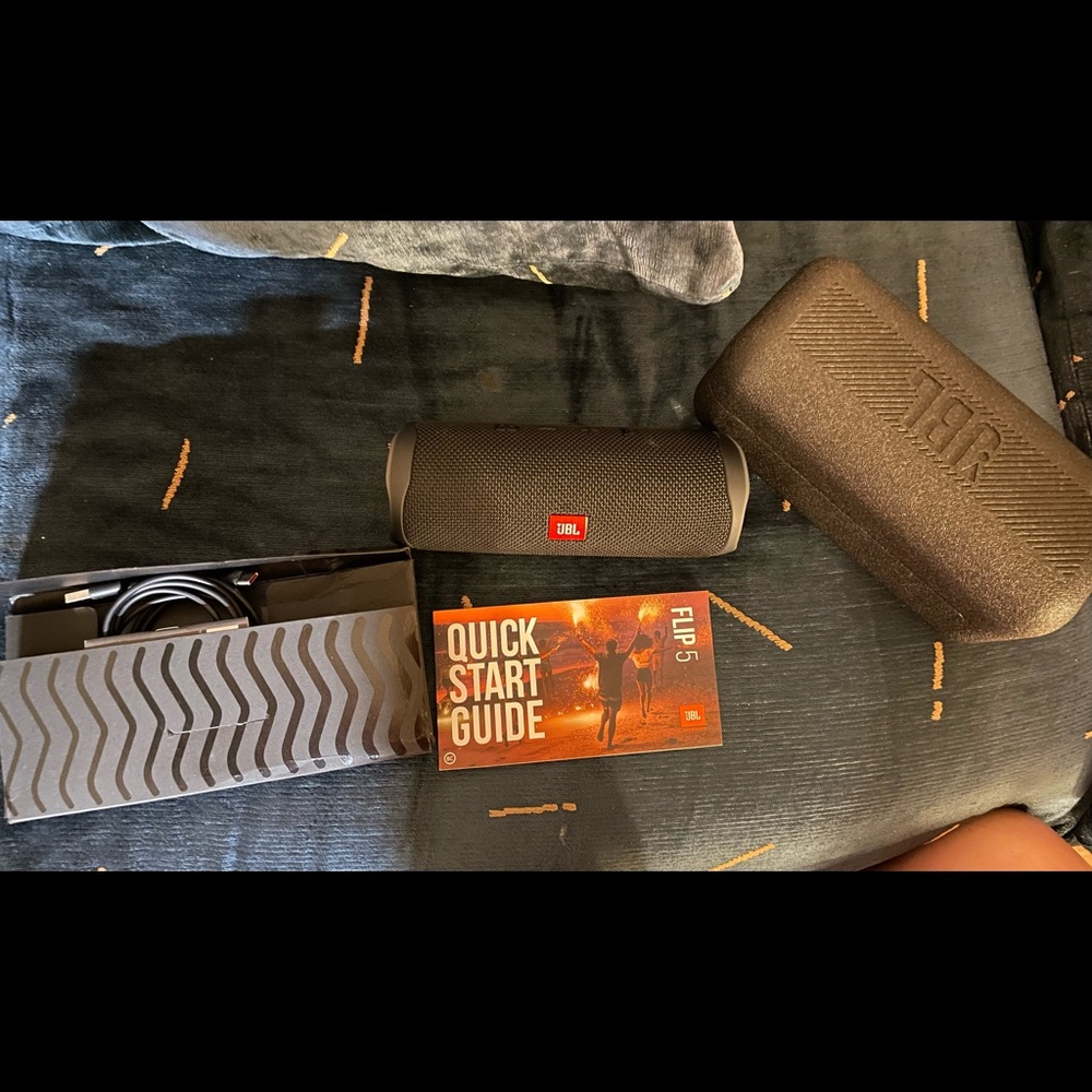 JBL Flip 5 Waterproof Speaker